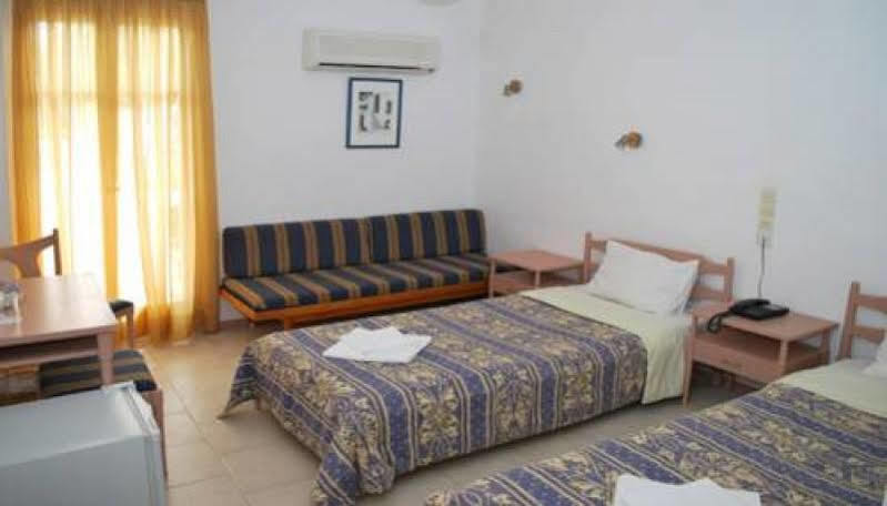 Serifos Beach Hotel Livadi  Екстериор снимка