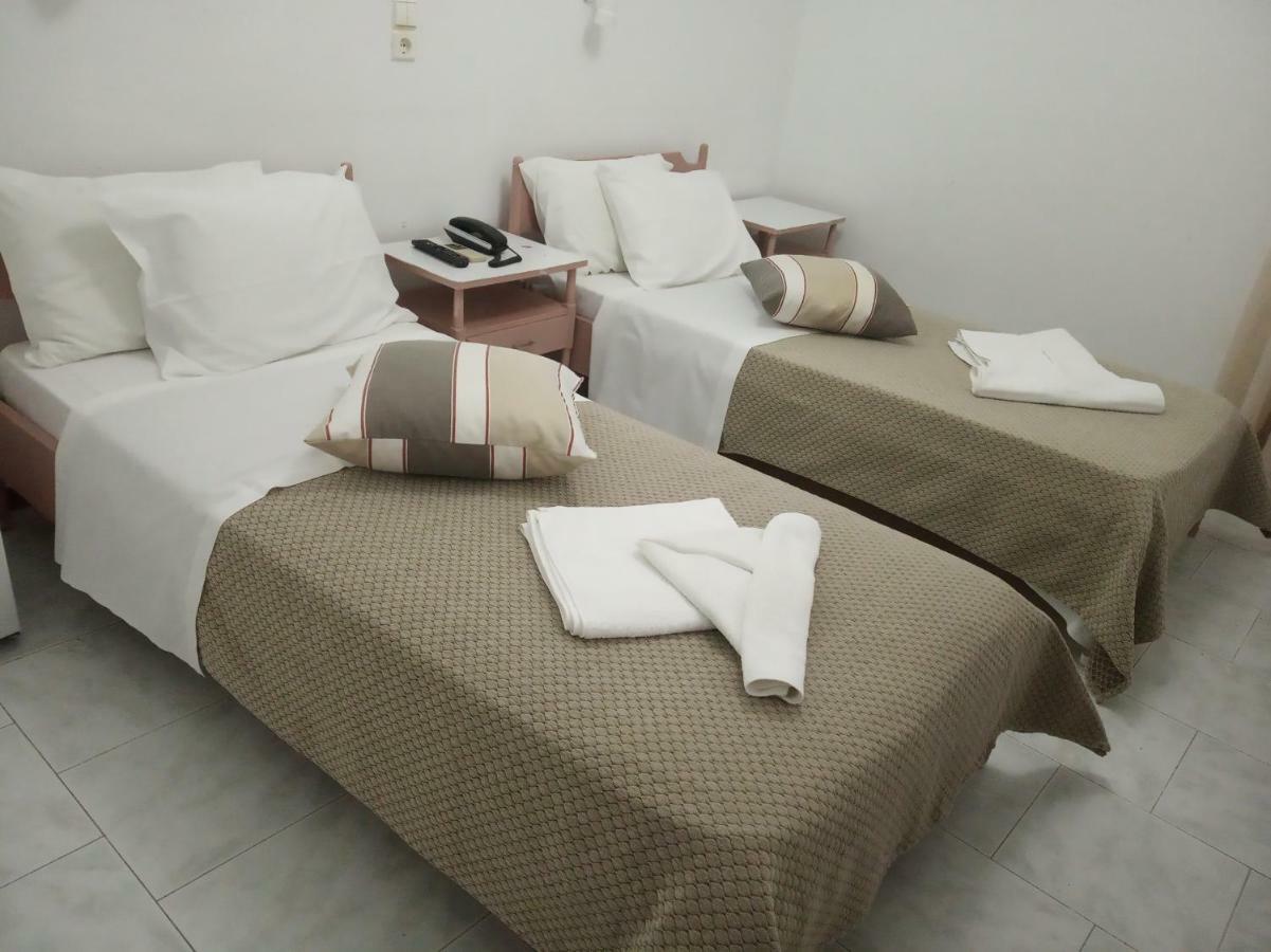 Serifos Beach Hotel Livadi  Екстериор снимка